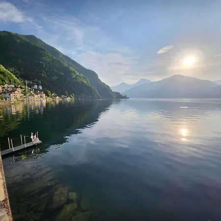Townhouse - Lakefront Nobiallo